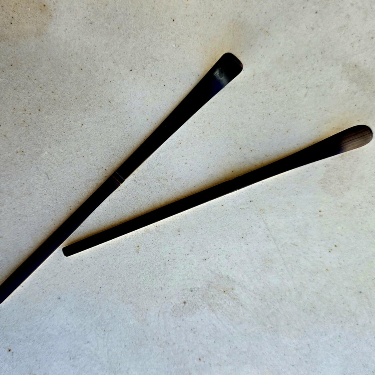 Cuillère à matcha traditionnelle (CHASHAKU) en bambou foncé